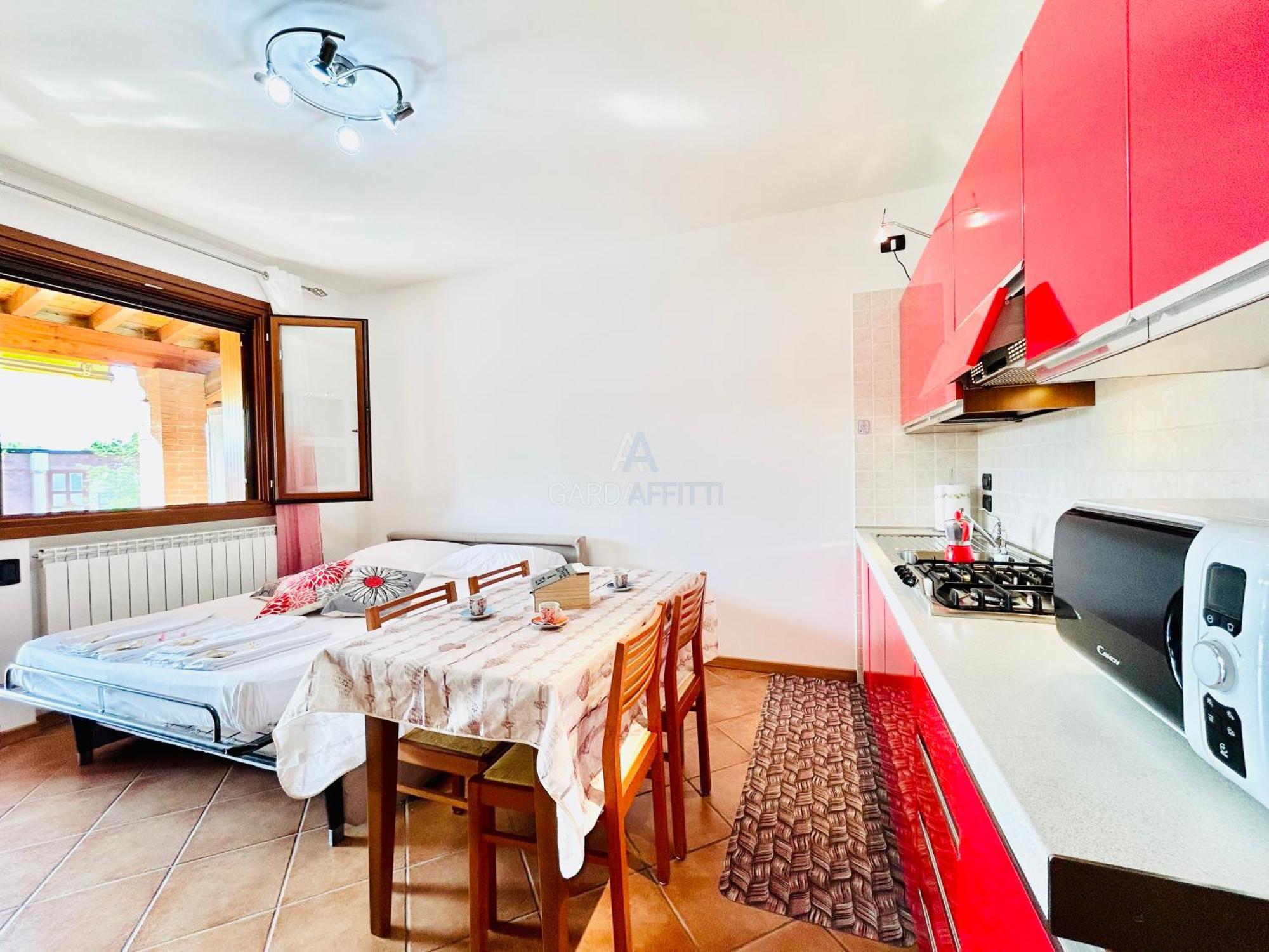 Artemide Apartment - A Soli 150M Dal Lago Di Garda Сирмионе Екстериор снимка