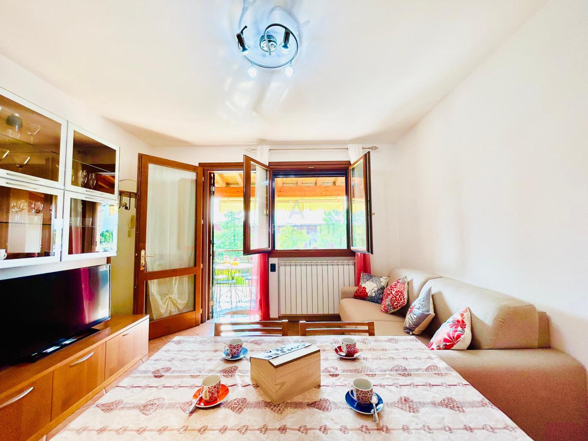 Artemide Apartment - A Soli 150M Dal Lago Di Garda Сирмионе Екстериор снимка